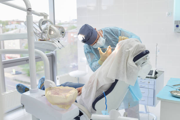 Best Emergency Tooth Extraction in Clyde, OH